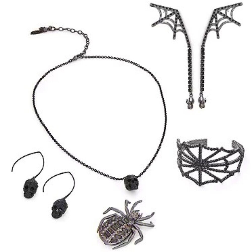 VERA WANG Goth Halloween Black Skull Head Black Crystal Drop Earrings**NEW! - Picture 4 of 4